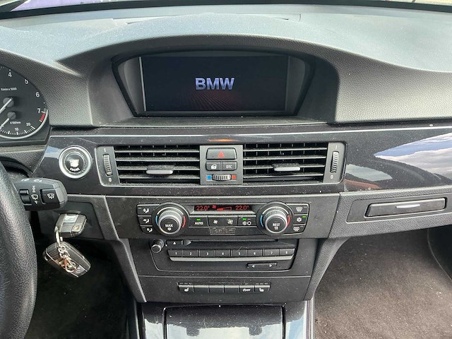 2009 - bmw - 3-serie touring - 320i business line - personenauto - afbeelding 12 van  13