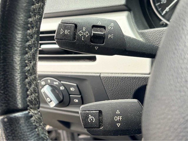 2009 - bmw - 318i business line - personenauto - afbeelding 9 van  19