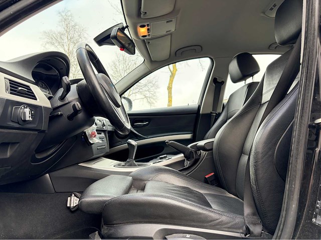 2009 - bmw - 318i business line - personenauto - afbeelding 19 van  19