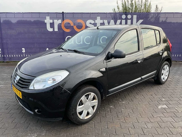 2009 - dacia - sandero - 1.2 ambiance - personenauto - afbeelding 1 van  11