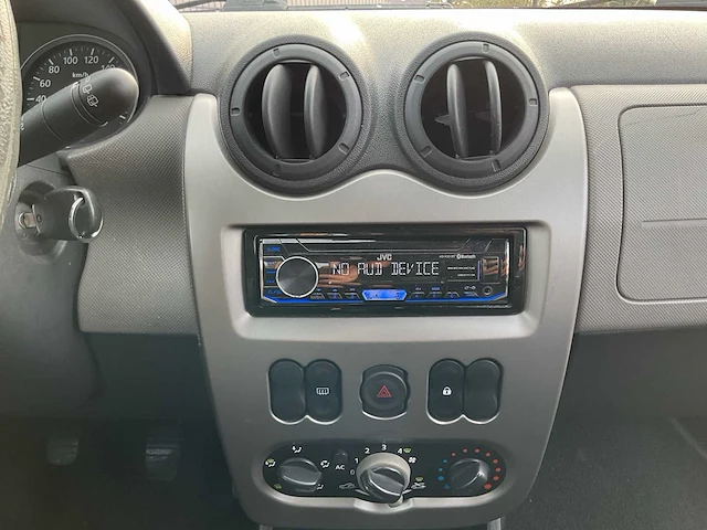 2009 - dacia - sandero - 1.2 ambiance - personenauto - afbeelding 10 van  11