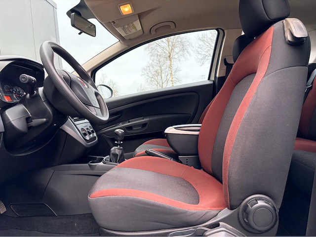 2009 - fiat - grande punto 1.4 active - personenauto - afbeelding 12 van  14