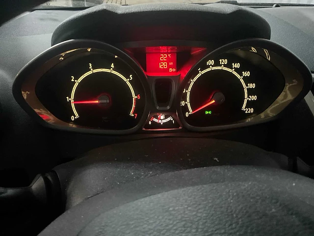 2009 - ford - fiesta - 1.25 ghia - personenauto - afbeelding 3 van  28