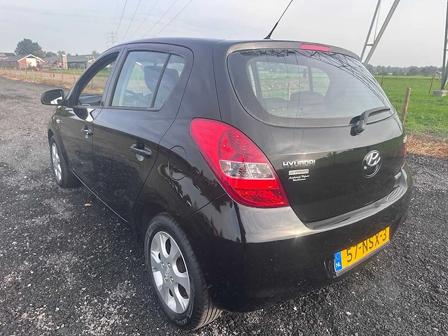 2009 - hyundai - i20 - - 57-nsx-3 - afbeelding 12 van  19