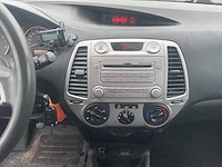 2009 - hyundai - i20 - 1.4i dynamic - 29-jfv-8 - afbeelding 4 van  16