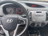 2009 - hyundai - i20 - 1.4i dynamic - 29-jfv-8 - afbeelding 15 van  16
