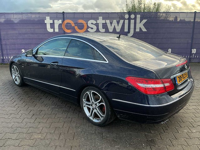 2009 - mercedes-benz - e-klasse coupé - 200 cgi elegance - personenauto - afbeelding 2 van  6