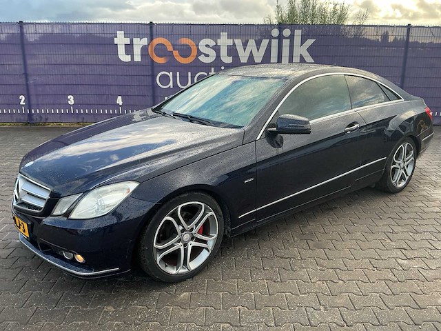 2009 - mercedes-benz - e-klasse coupé - 200 cgi elegance - personenauto - afbeelding 1 van  11