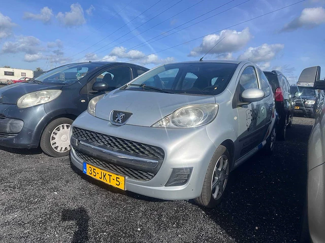 2009 - peugeot - 107 - 1.0-12v sublime - 35-jkt-5 - afbeelding 1 van  15