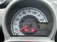 2009 - peugeot - 107 - 1.0-12v xr - personenauto - afbeelding 11 van  12
