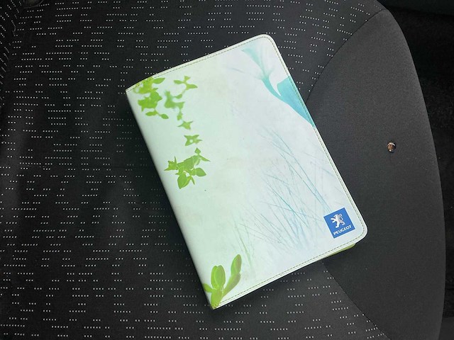 2009 - peugeot - 107 - 1.0-12v xr - personenauto - afbeelding 12 van  12