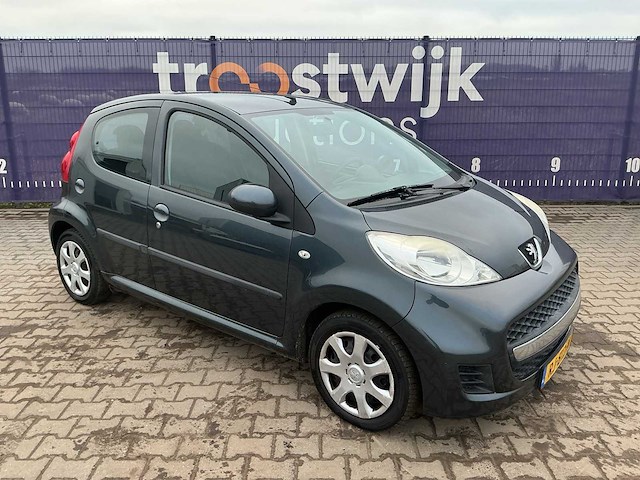 2009 - peugeot - 107 - 1.0-12v xr - personenauto - afbeelding 2 van  12
