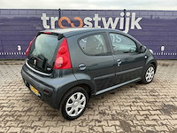2009 - peugeot - 107 - 1.0-12v xr - personenauto - afbeelding 4 van  12