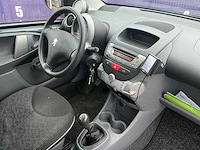 2009 - peugeot - 107 - 1.0-12v xr - personenauto - afbeelding 7 van  12