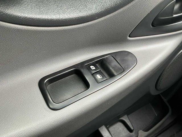 2009 - peugeot - expert - 227 1.6 hdi l1h1 p+ - bedrijfswagen - afbeelding 4 van  14