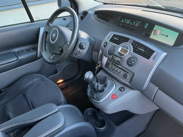 2009 - renault - grand scénic - 2.0-16v tech line - personenauto - afbeelding 1 van  5