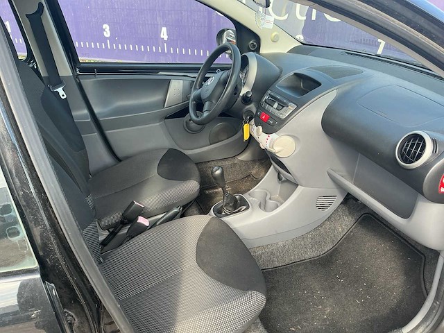 2009 - toyota - aygo - 1.0-12v comfort - personenauto - afbeelding 7 van  11