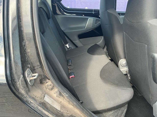 2009 - toyota - aygo - 1.0-12v comfort - personenauto - afbeelding 8 van  11