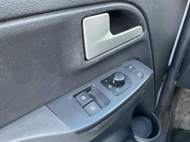 2009 - volkswagen - aardgas/cng - fox - 1.4 trendline - personenauto - afbeelding 4 van  13