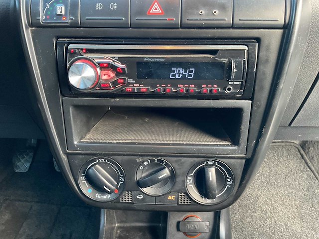 2009 - volkswagen - aardgas/cng - fox - 1.4 trendline - personenauto - afbeelding 13 van  13