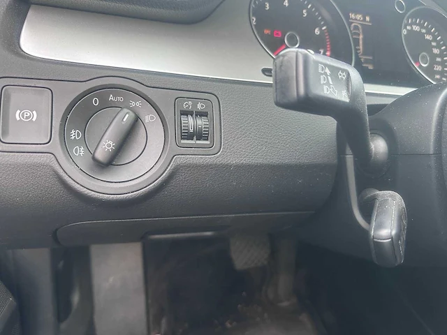 2009 - volkswagen - passat - 1.4 tsi comfl. bluem - 47-kdf-3 - afbeelding 5 van  18