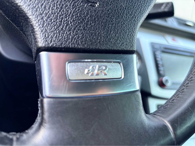 2009 - volkswagen - passat variant 2.0 ffsi highline - personenauto - afbeelding 8 van  19