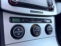 2009 - volkswagen - passat variant 2.0 ffsi highline - personenauto - afbeelding 5 van  19