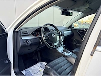 2009 - volkswagen - passat variant 2.0 ffsi highline - personenauto - afbeelding 17 van  19