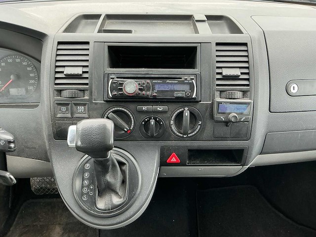 2009 - volkswagen - transporter - 2.5 tdi 340 trend.dc - bedrijfswagen - afbeelding 12 van  12