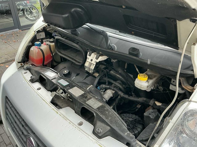 2009 adria mobil ducato camper - afbeelding 2 van  51