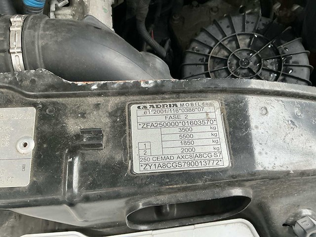 2009 adria mobil ducato camper - afbeelding 4 van  51