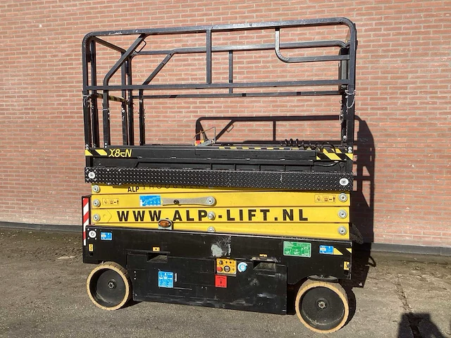 2009 airo x 8 en hoogwerker - afbeelding 13 van  19