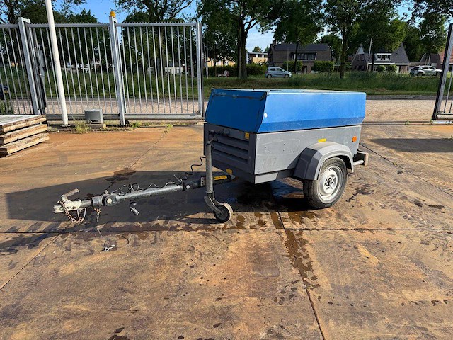 2009 atlas copco xas 37 hogedrukcompressor aanhanger - afbeelding 1 van  9