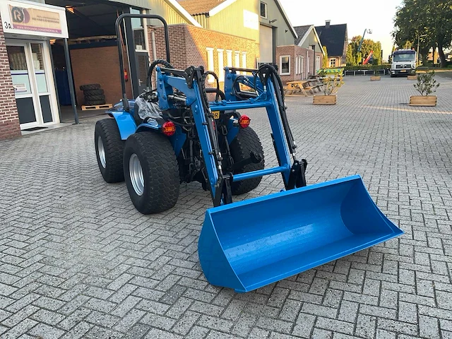 2009 bcs valiant 500 vierwielaangedreven landbouwtractor - afbeelding 7 van  24