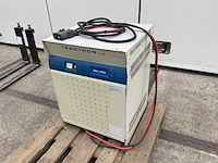 2009 benning d400g48 acculader - afbeelding 1 van  6