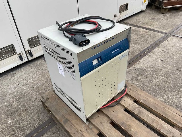 2009 benning d400g48 acculader - afbeelding 2 van  6