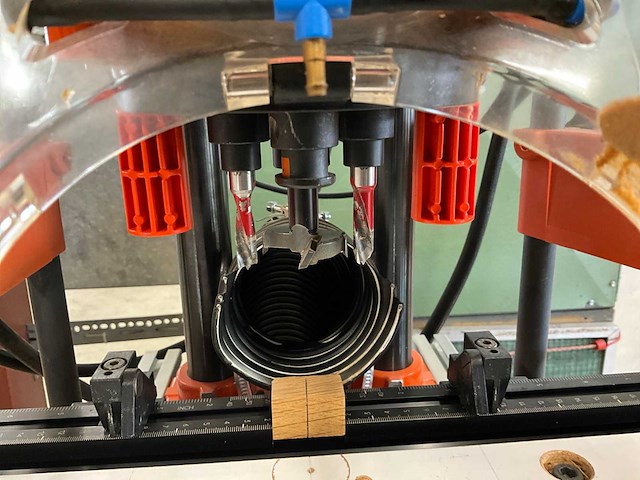 2009 blum minipress p boor- en beslagmachine - afbeelding 5 van  9