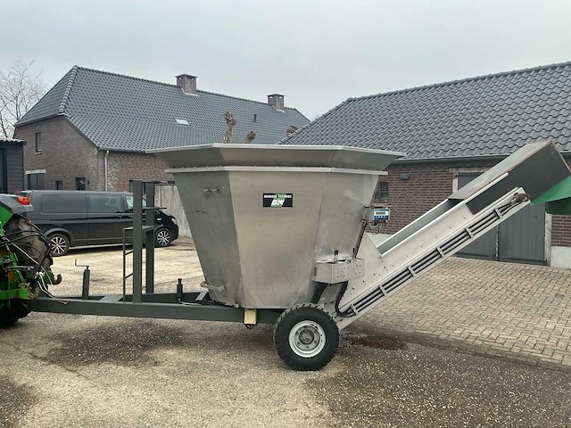 2009 blw voermengwagen - afbeelding 13 van  16