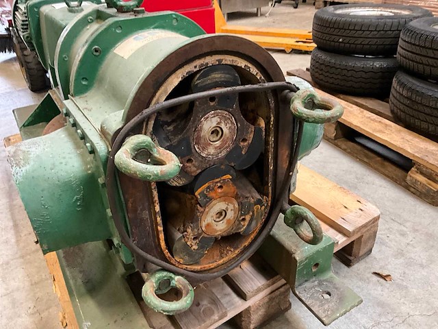 2009 borger cl520 draaizuigerpomp - afbeelding 6 van  9