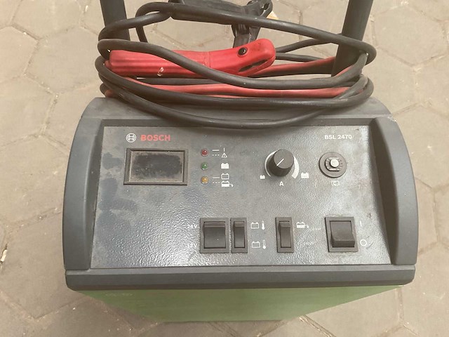 2009 bosch bsl 2470 acculader - afbeelding 2 van  2