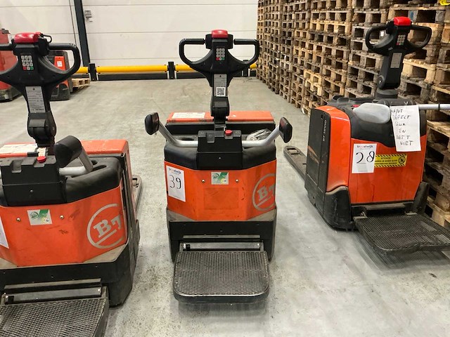 2009 bt lpe200/8 meerijpallettruck - afbeelding 2 van  8