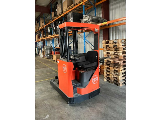 2009 bt rre 140m reachtruck - afbeelding 4 van  11