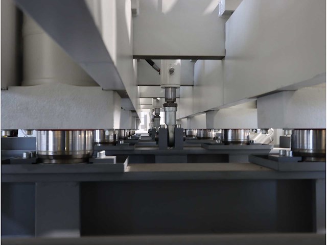 2009 burkle roll-to-roll 2-laag batch lamineerpers - afbeelding 4 van  50