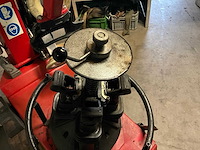 2009 butler 1052 banden de-en montageapparaat - afbeelding 4 van  8