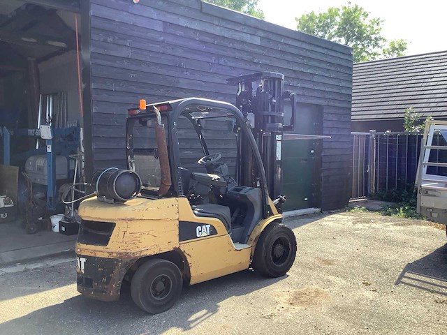 2009 cathapilar gp35n vorkheftruck - afbeelding 1 van  6