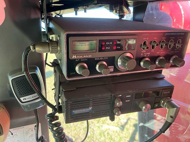 2009 challenger terra gator 8333 zelfrijdende mestverspreider - afbeelding 25 van  33