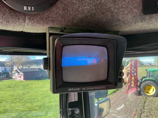 2009 challenger terra gator 8333 zelfrijdende mestverspreider - afbeelding 26 van  33