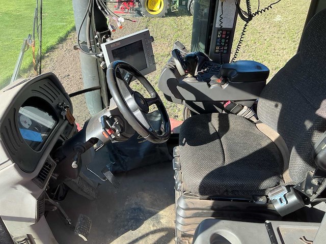 2009 challenger terra gator 8333 zelfrijdende mestverspreider - afbeelding 16 van  34