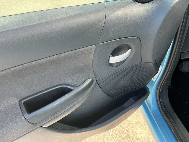 2009 citroen c3 1.4i aardgas prest. personenauto - afbeelding 16 van  33