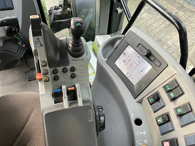 2009 claas arion 640 a19 vierwielaangedreven landbouwtractor - afbeelding 6 van  49